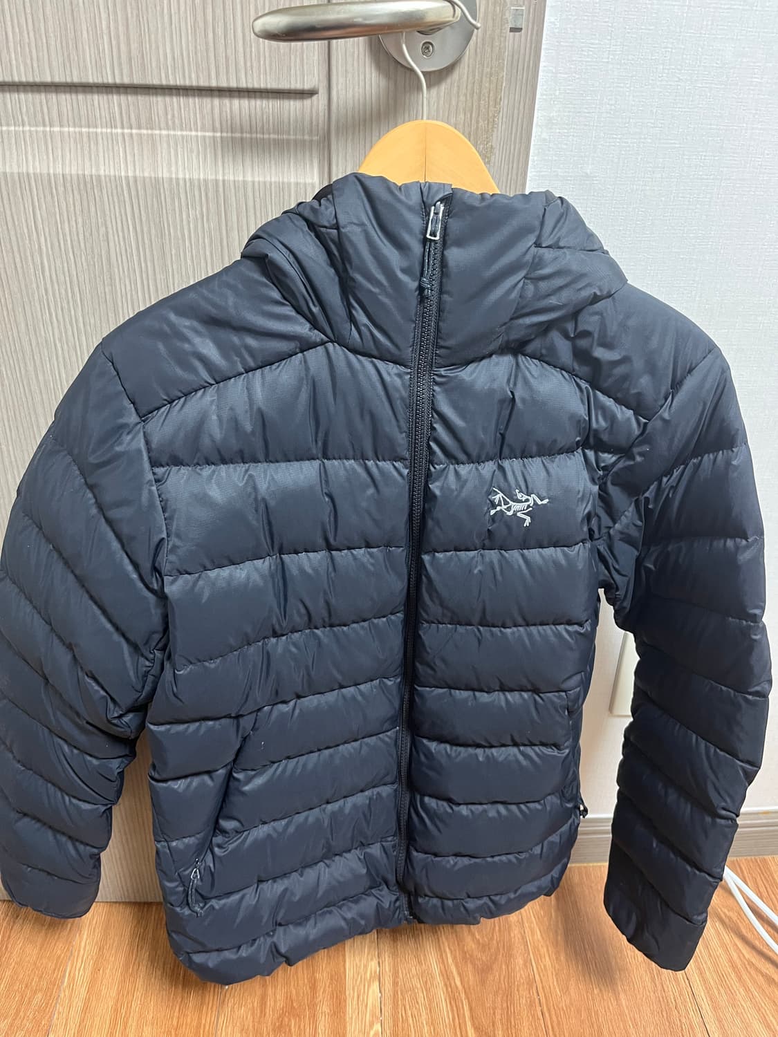 아크테릭스 토륨 패딩 블랙 L (여성) 상품이미지1