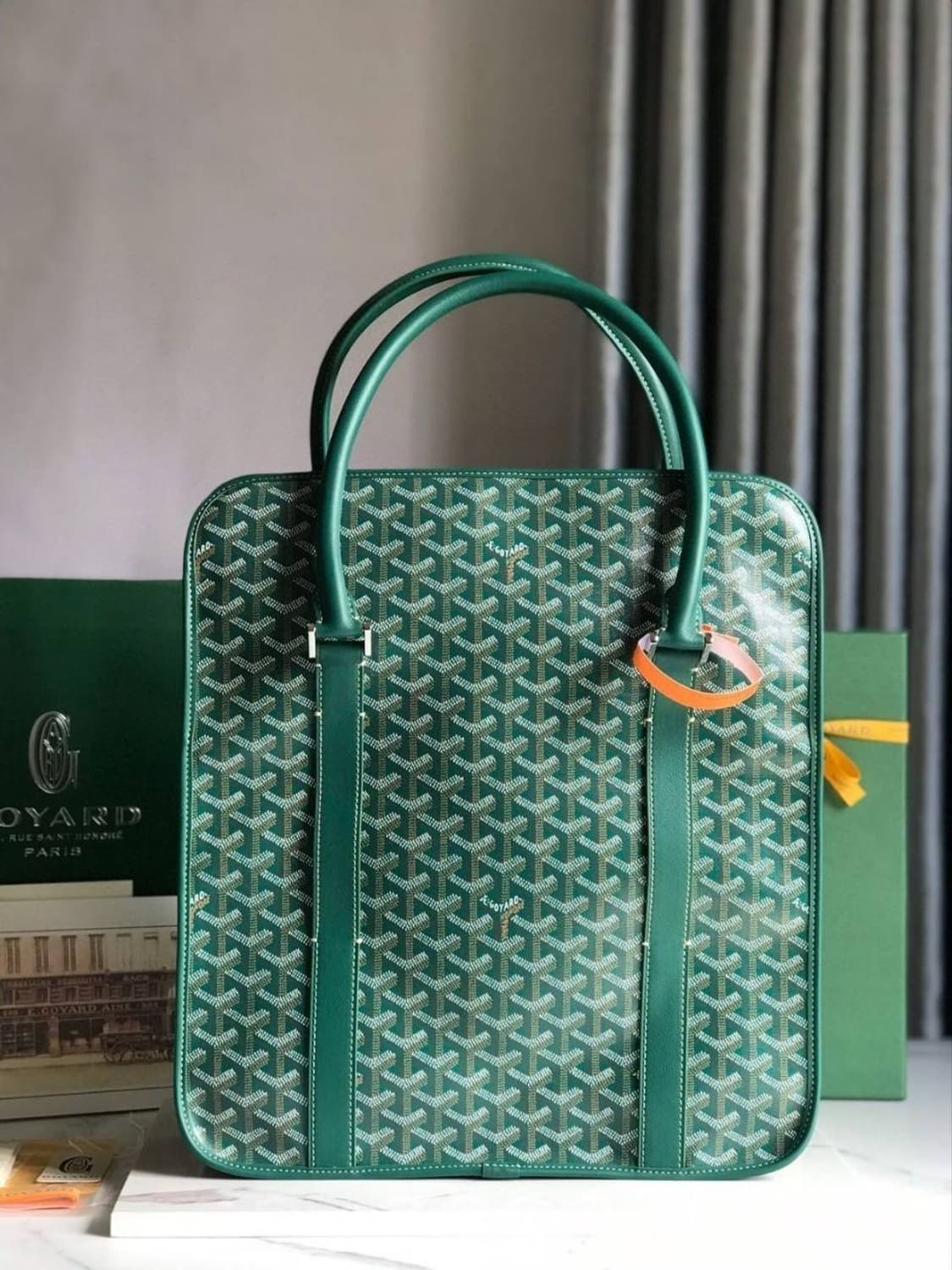 고야드(Goyard) 부르곤 백 상품이미지1