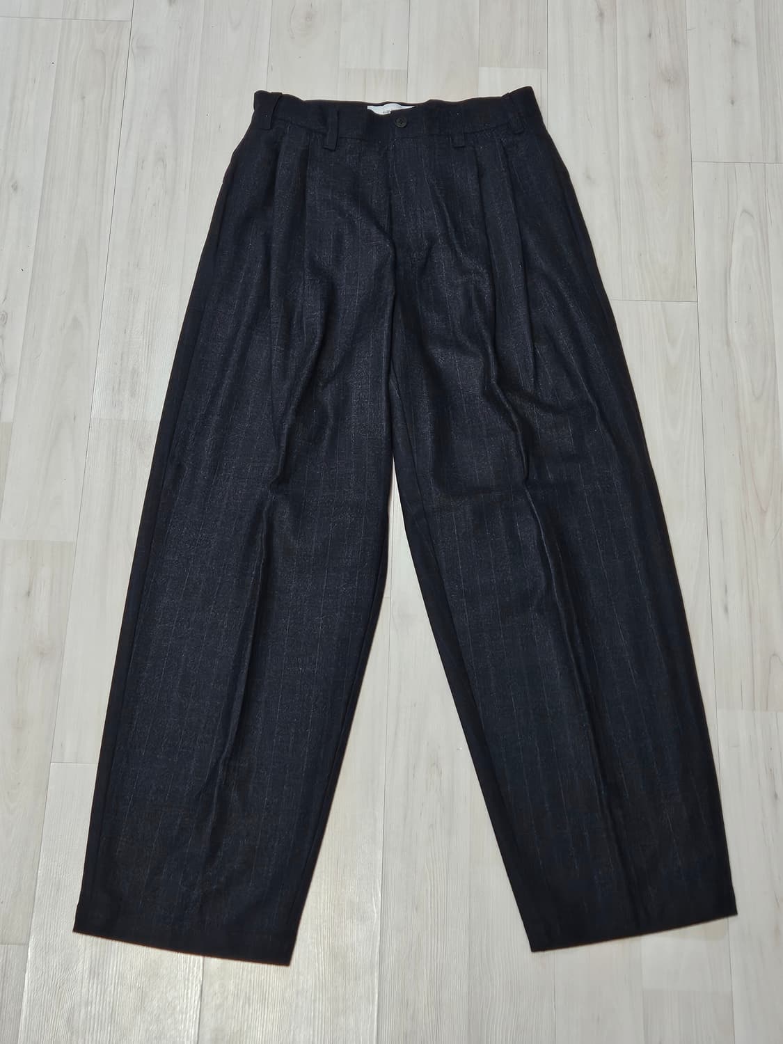 웨이비니스 24AW 네이비 울 슬랙스 상품이미지1