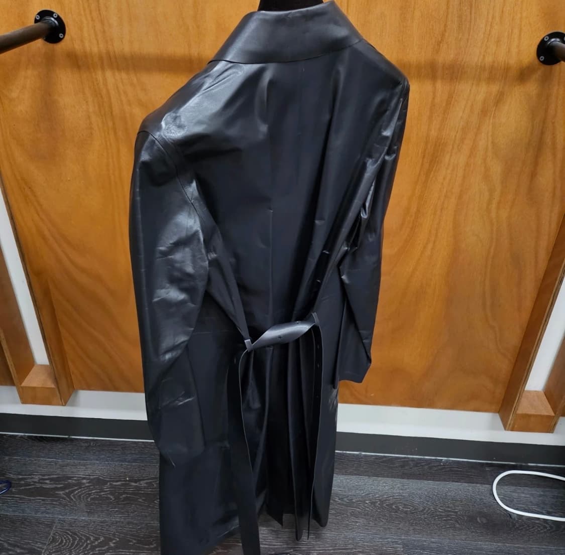 20SS 보테가 베네타 다니엘 리 샤이니 트렌치 레더 코트 상품이미지4