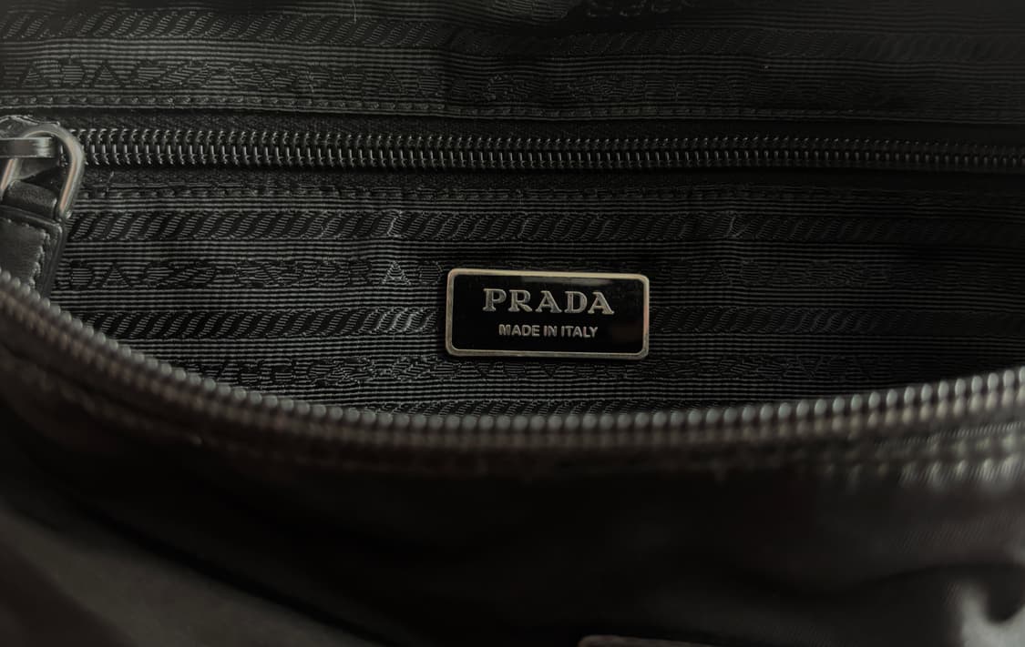 프라다 포코노 나일론 크로스백(투포켓, 바이커백) 상품이미지6