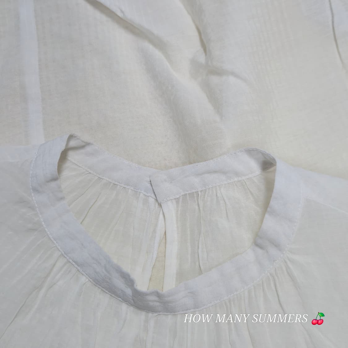 GU 화이트 블라우스 셔링 스트링 벌룬 소매 시스루 상의 상품이미지5