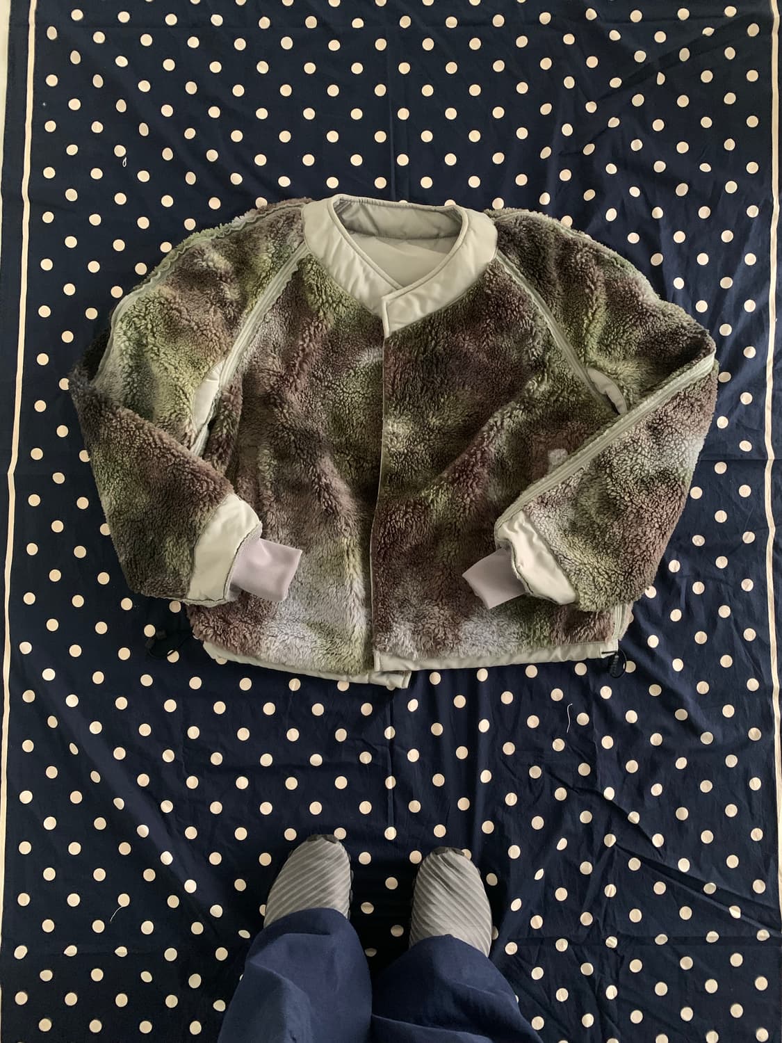 Perverze 퍼버즈 리버시블 플리스 자켓 상품이미지1