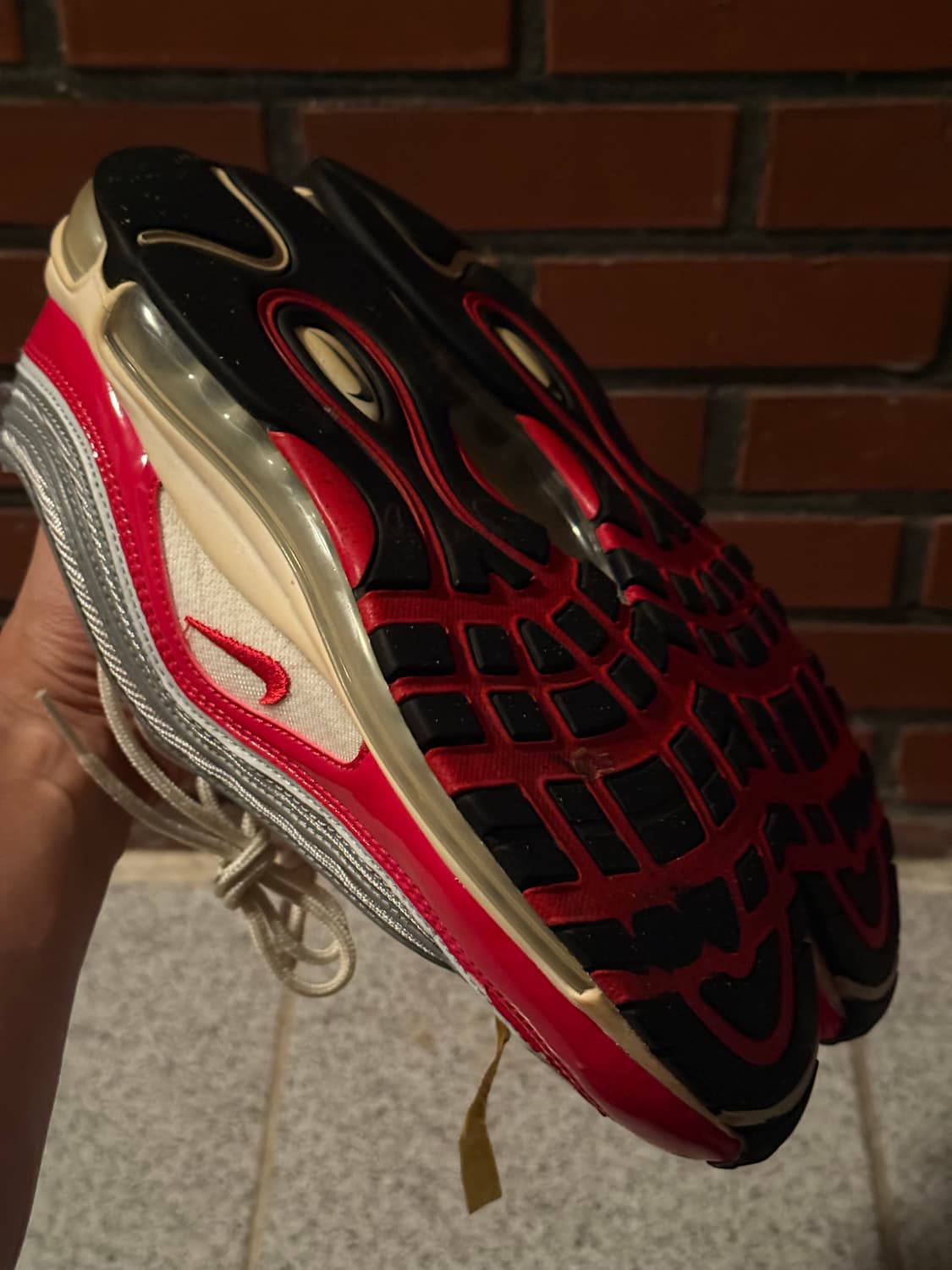 나이키 에어맥스 97 OG 실버/레드 (921826-009) 270 상품이미지5