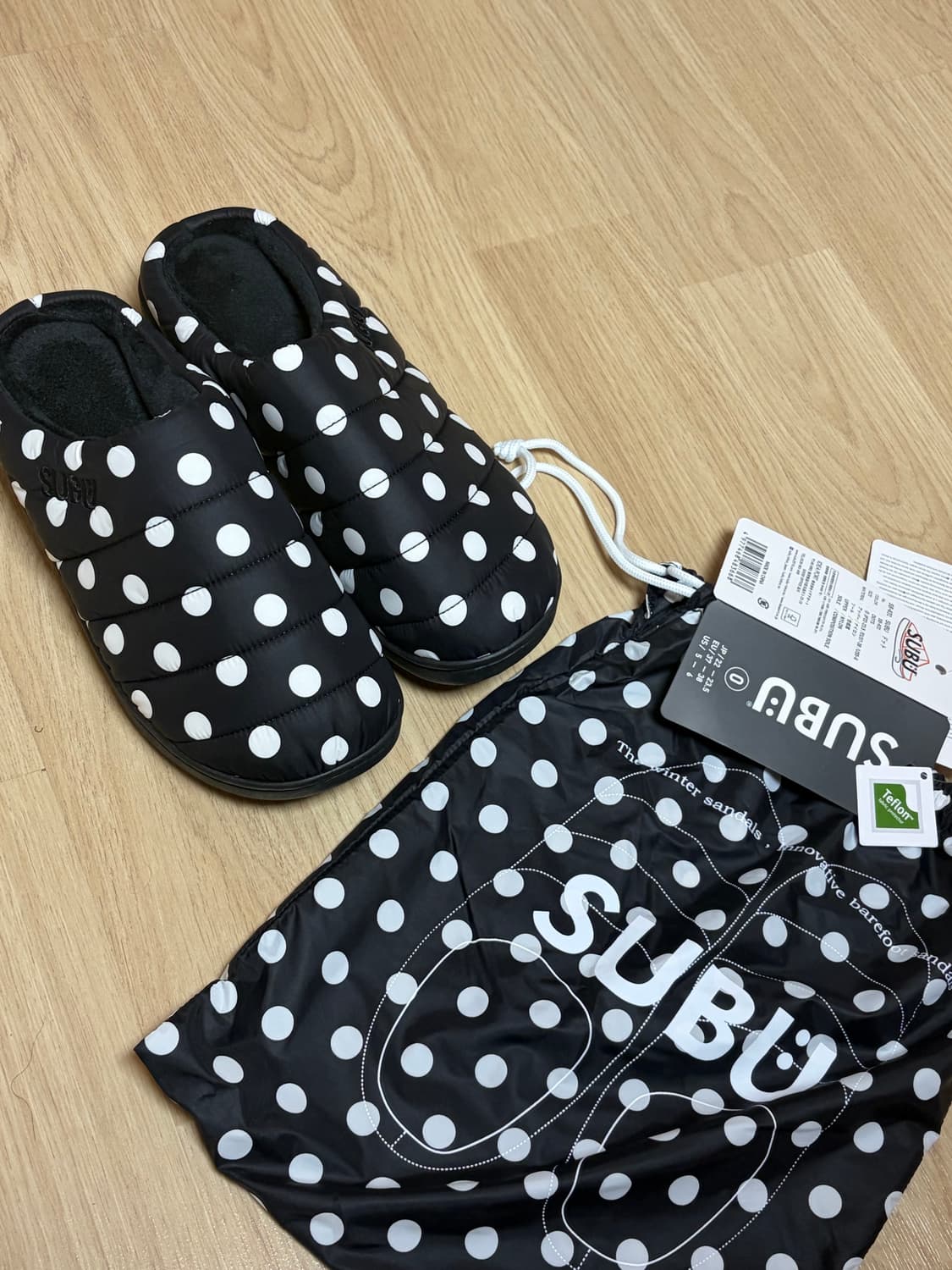 새상품) SUBU 스부 도트 패딩슬리퍼 상품이미지1