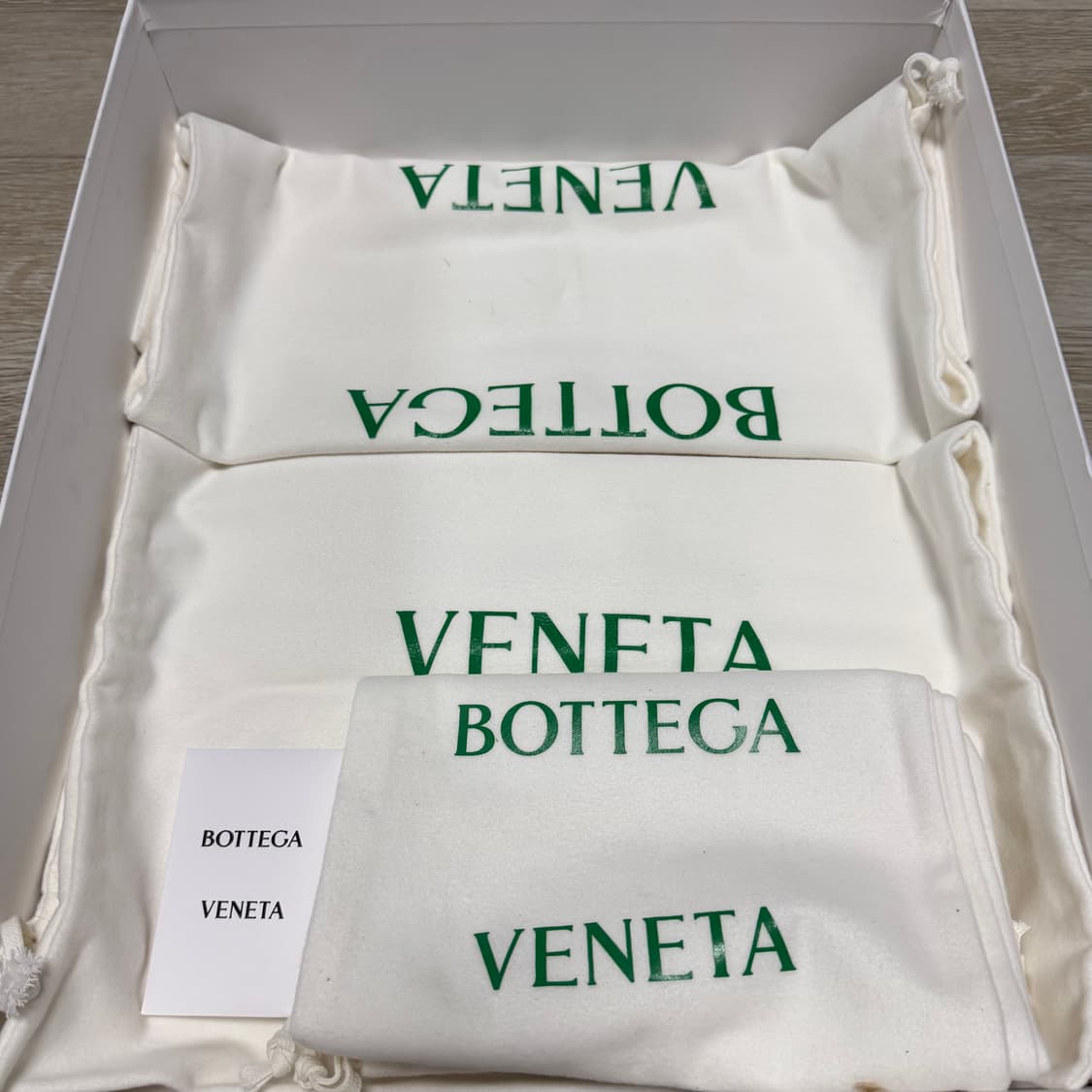 [S급/42] 보테가 베네타 시어링 스웨이드 어그 부츠 브라운 상품이미지7