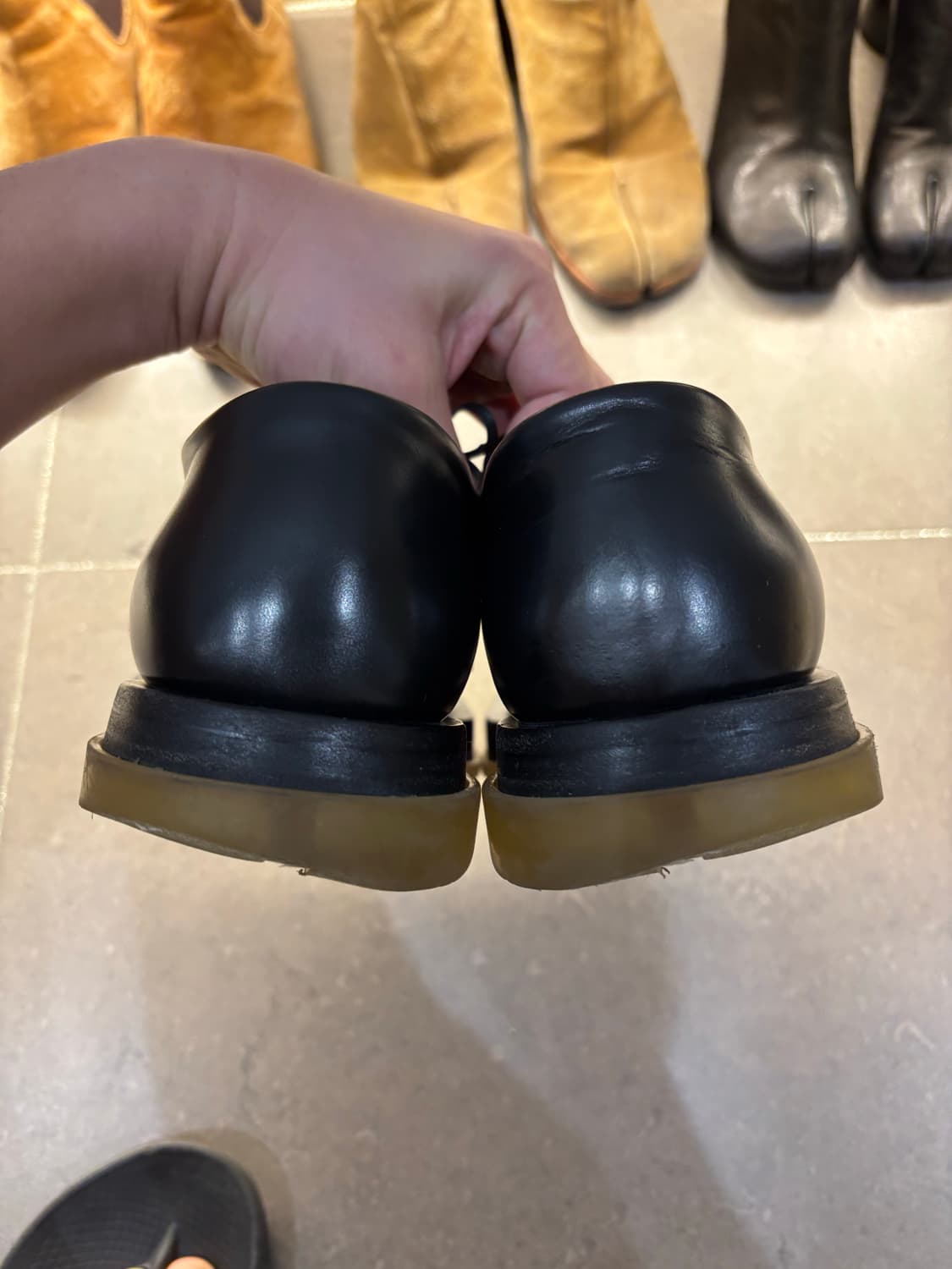 보테가베네타 스퀘어 더비 42 팝니다 상품이미지5