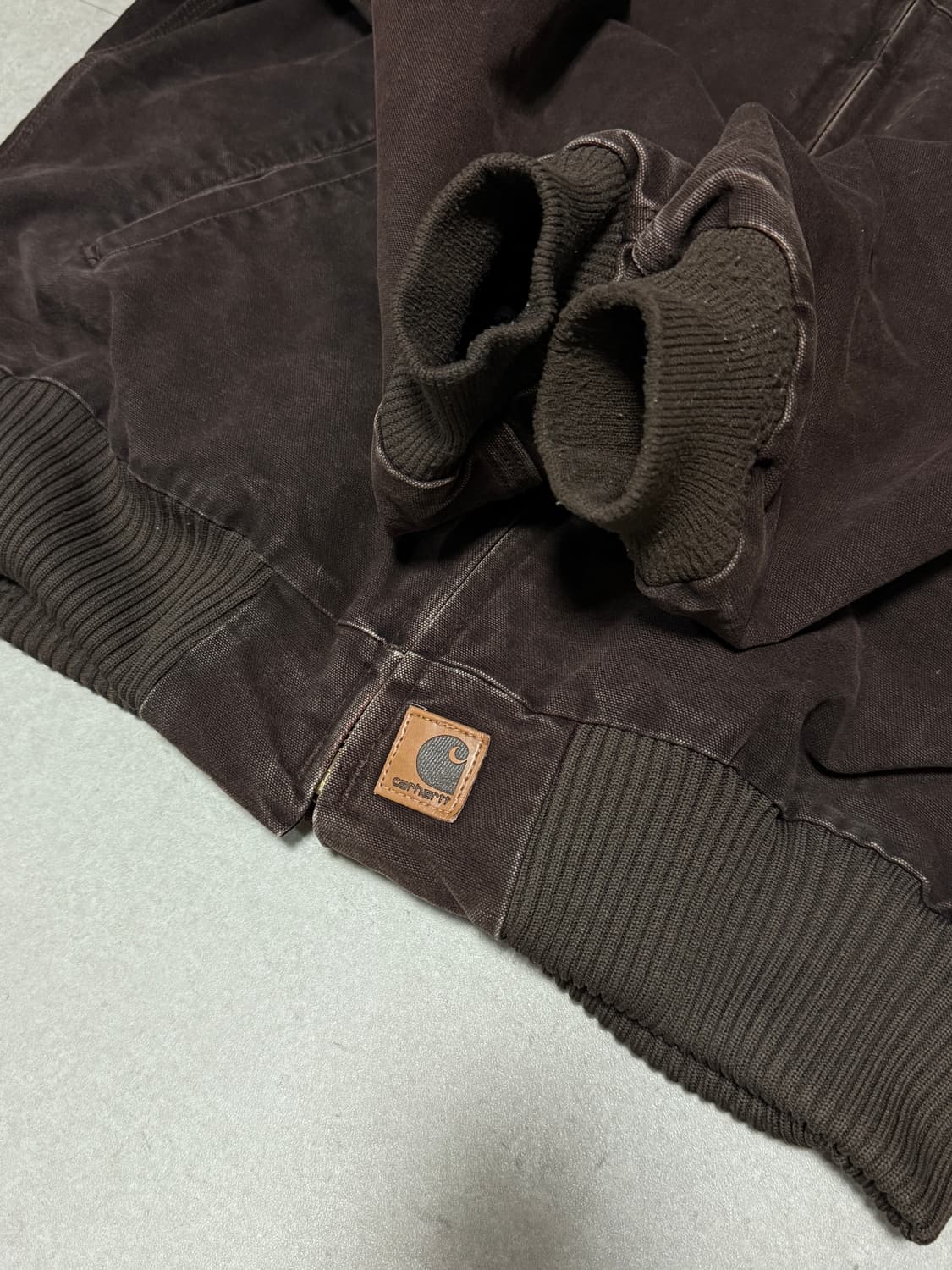 소매상태좋음) 칼하트 j14 산타페 싼타페 자켓 dkb 디크브라운 상품이미지4