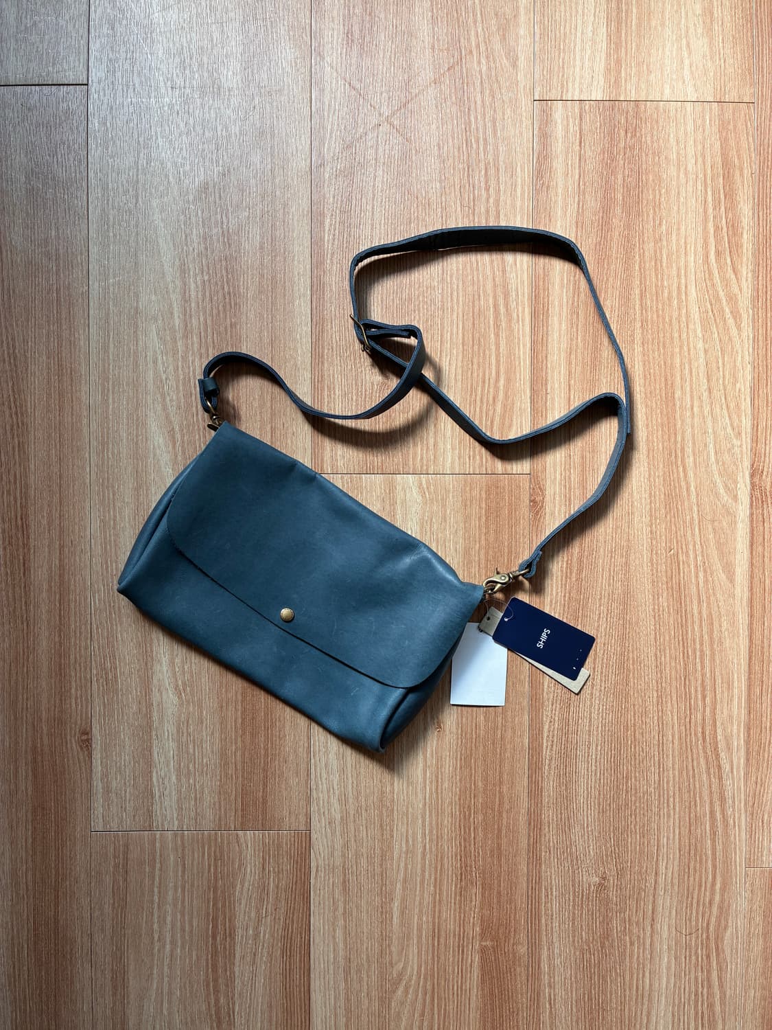 아미아칼바x쉽스 2-way leather bag 상품이미지1