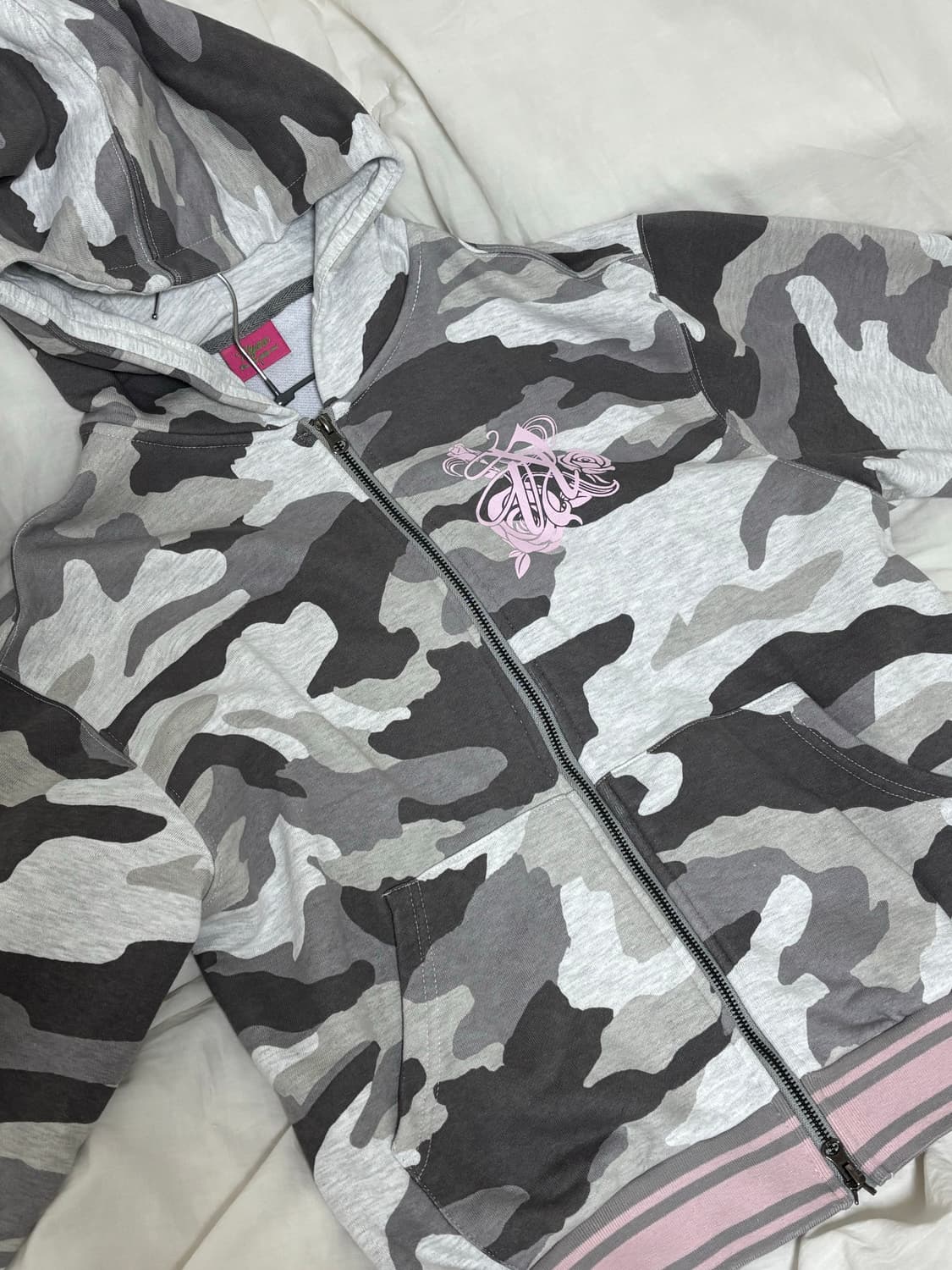 NYXX 엠블럼 프린팅 카모 후드집업 상품이미지5