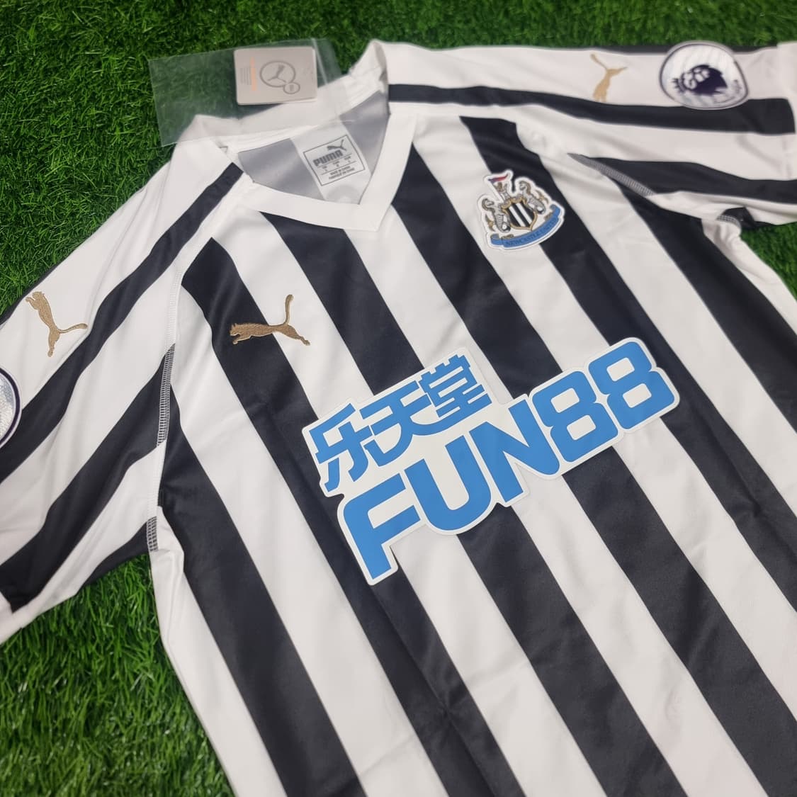 18-19시즌 뉴캐슬 홈 유니폼 #4 기성용 상품이미지4