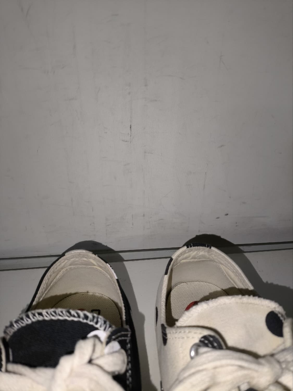 275mm 컨버스 x 꼼데가르송 도트 척테일러 스니커즈 상품이미지4