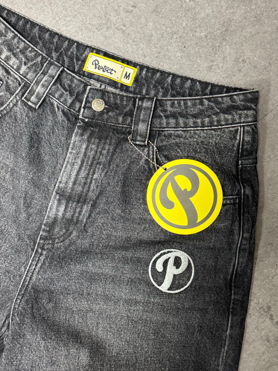 Protect Bonkers Jeans Grey M(급처) 상품이미지1
