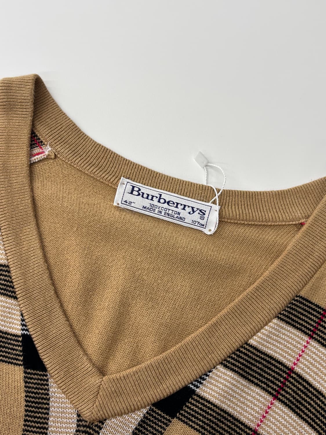 Burberry 버버리 노바체크 브이넥 슬리브리스 니트 상품이미지4