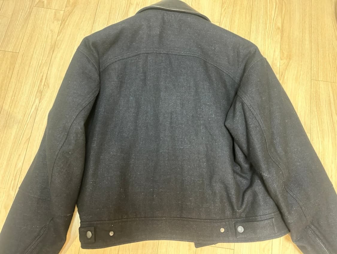 착샷 o) 알렌느 울 워크 자켓 네이비 2사이즈 상품이미지2