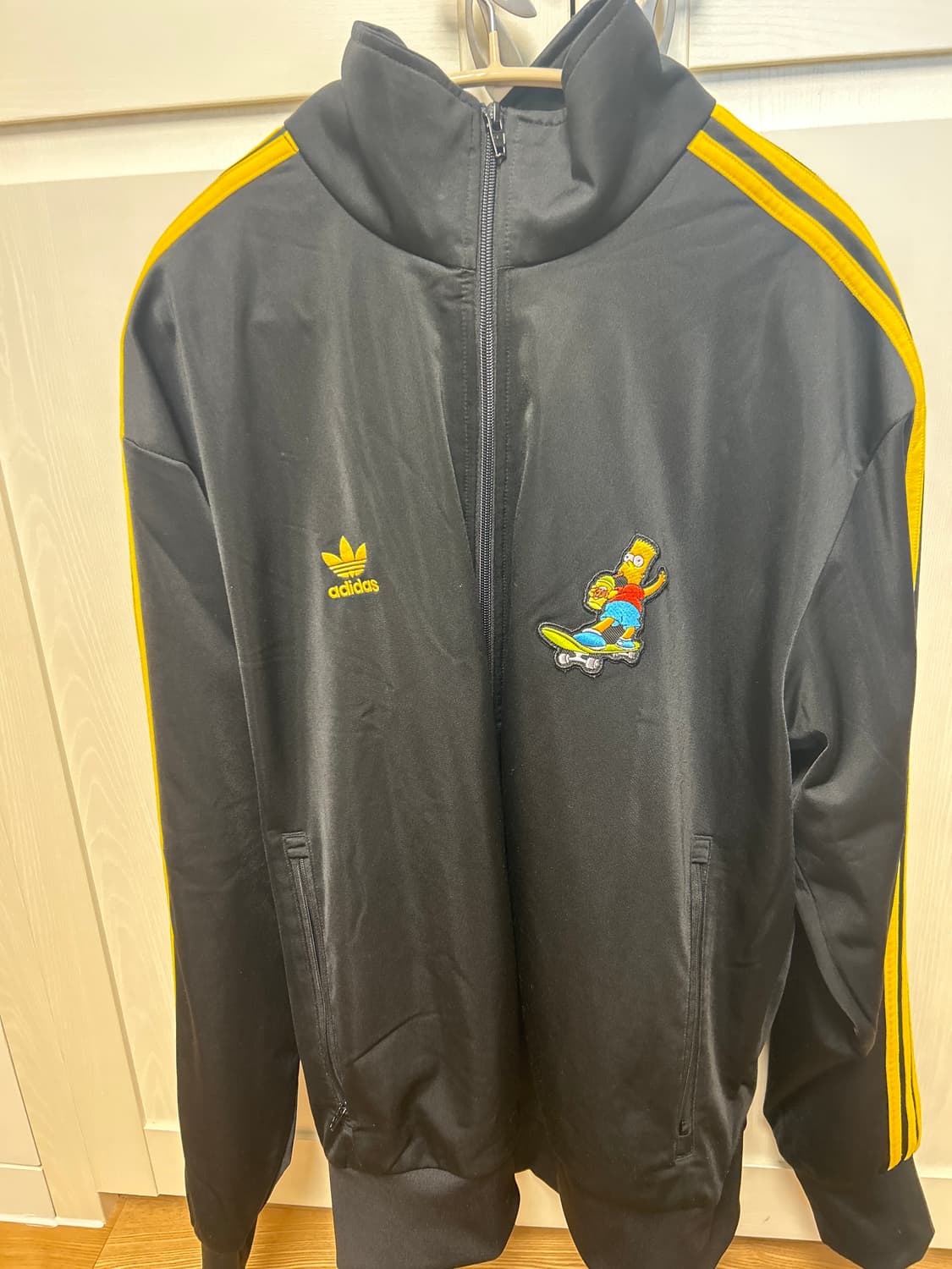 아디다스 심슨 콜라보 트랙탑 블랙/옐로우 상품이미지1