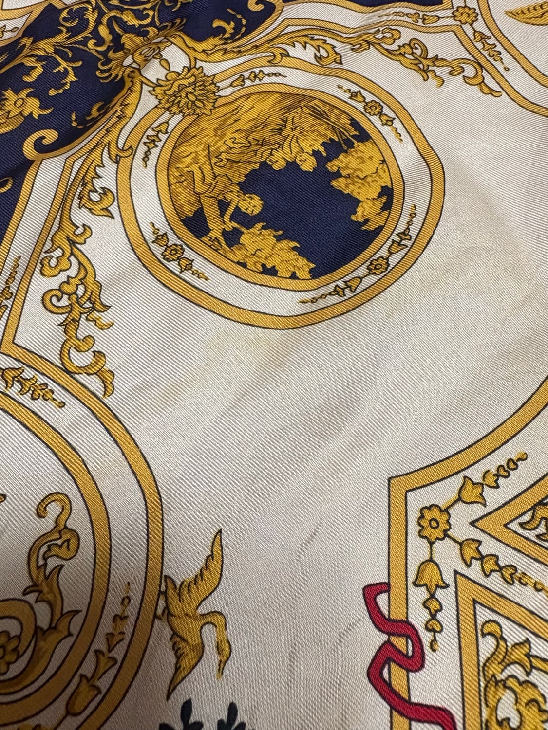 란셀(LANCEL) 프랑스 실크 스카프 상품이미지5