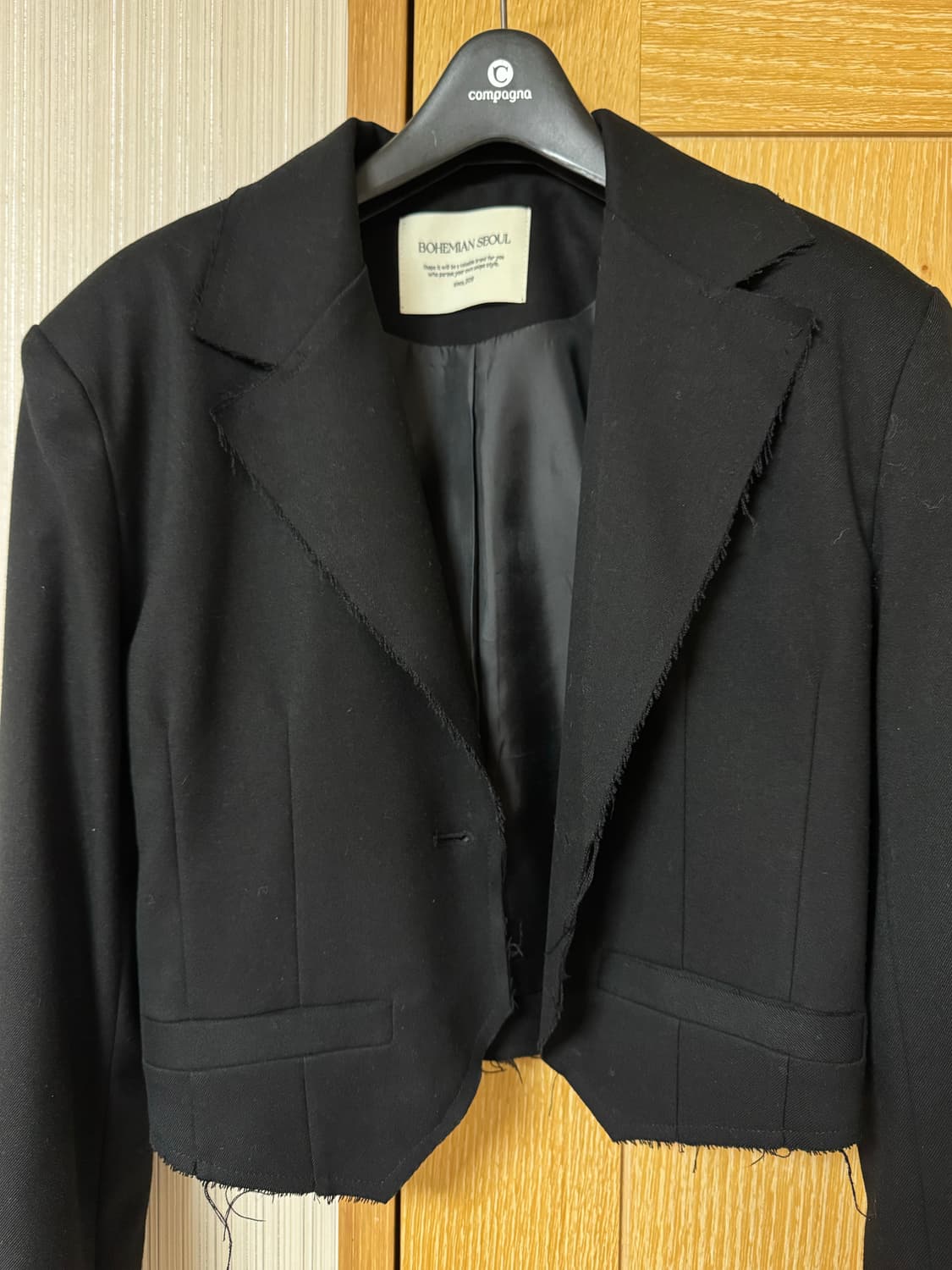 보헤미안서울 22fw 컷팅 스펜서 작가 상품이미지2