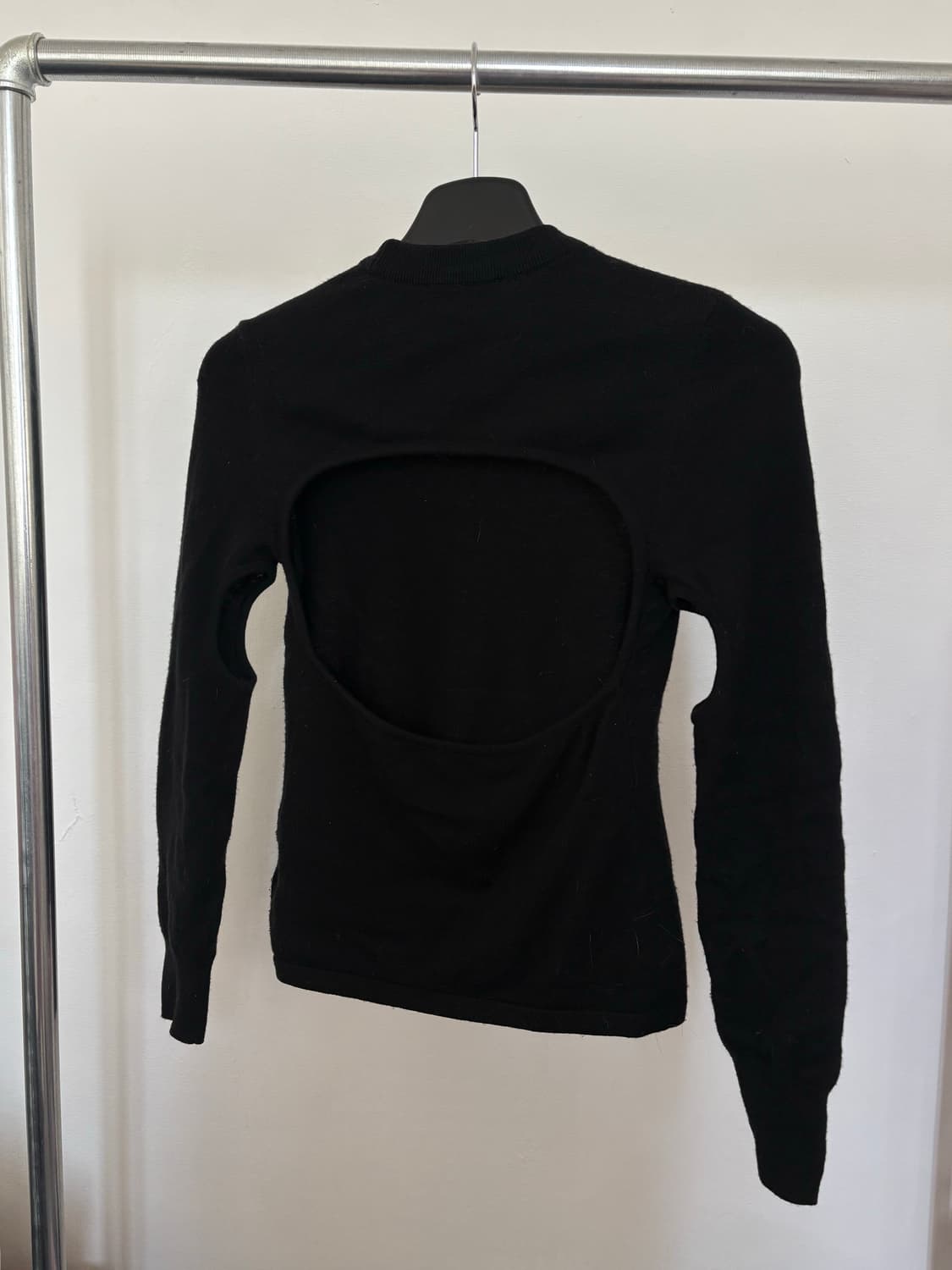 CUT-OUT KNIT TOP (BLACK) - S 상품이미지6