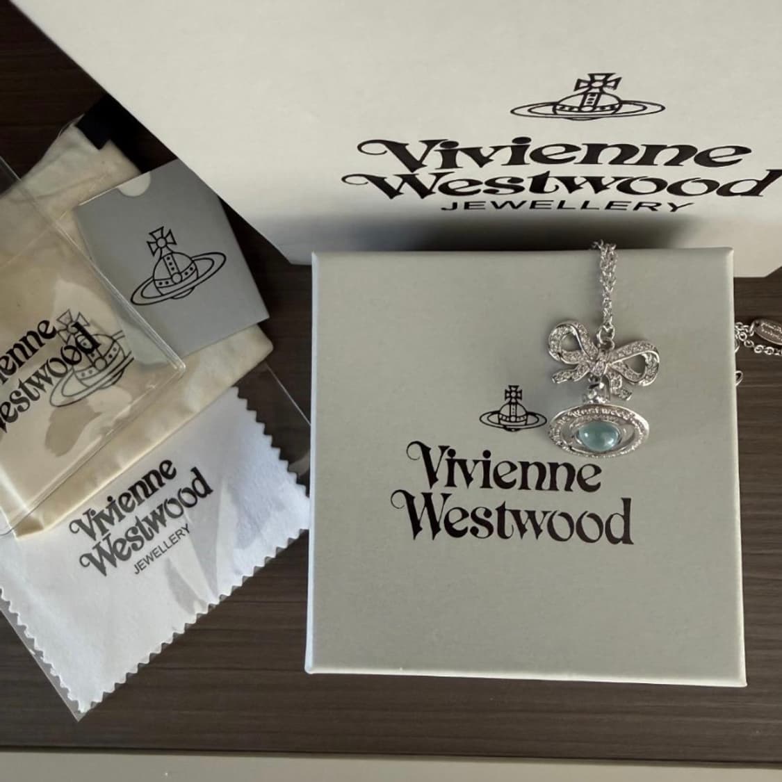 비비안웨스트우드 아카이브 베이비블루 옥타비에 팬던트 목걸이(풀구성) 상품이미지2