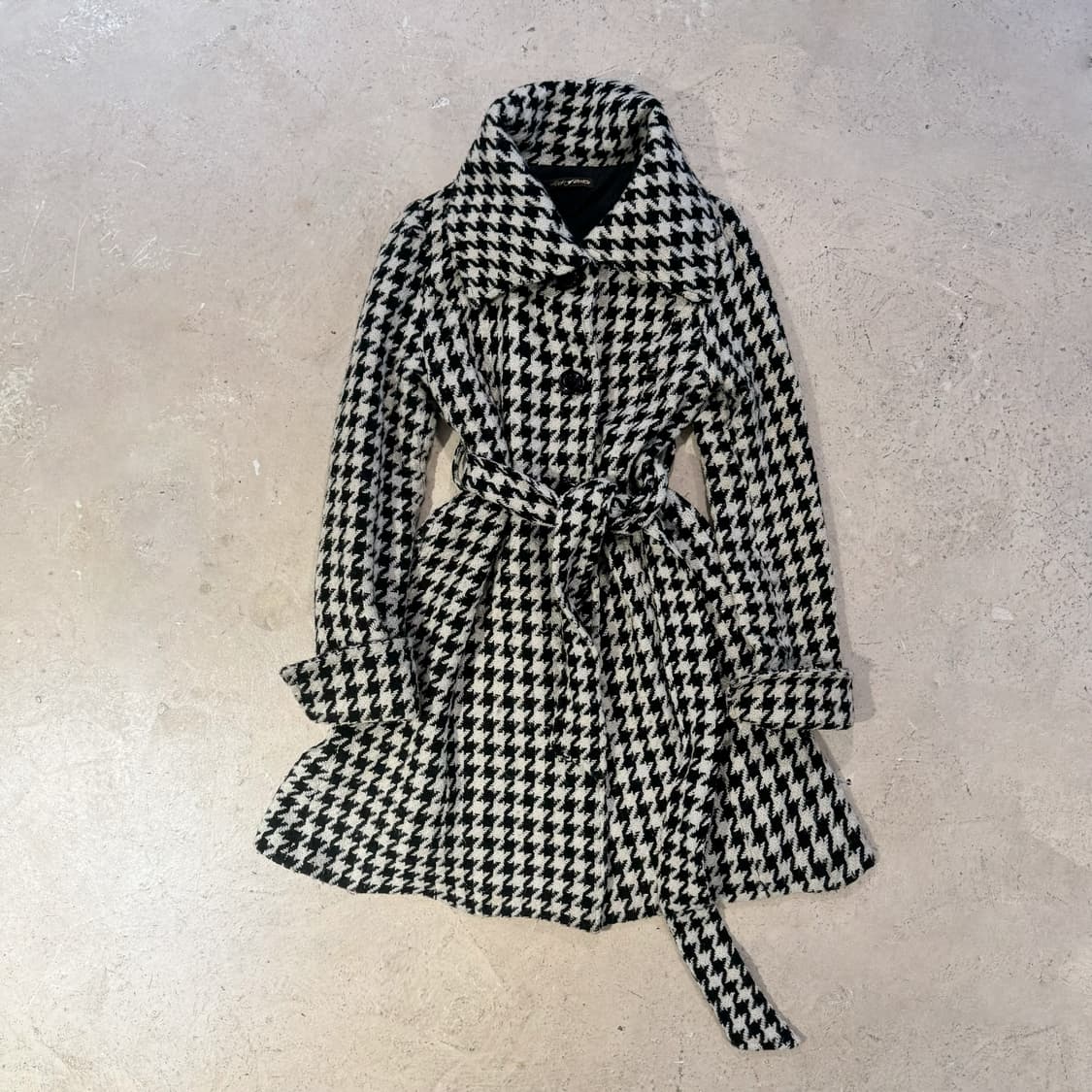 하운드투스 체크패턴 갸루 코트 상품이미지3