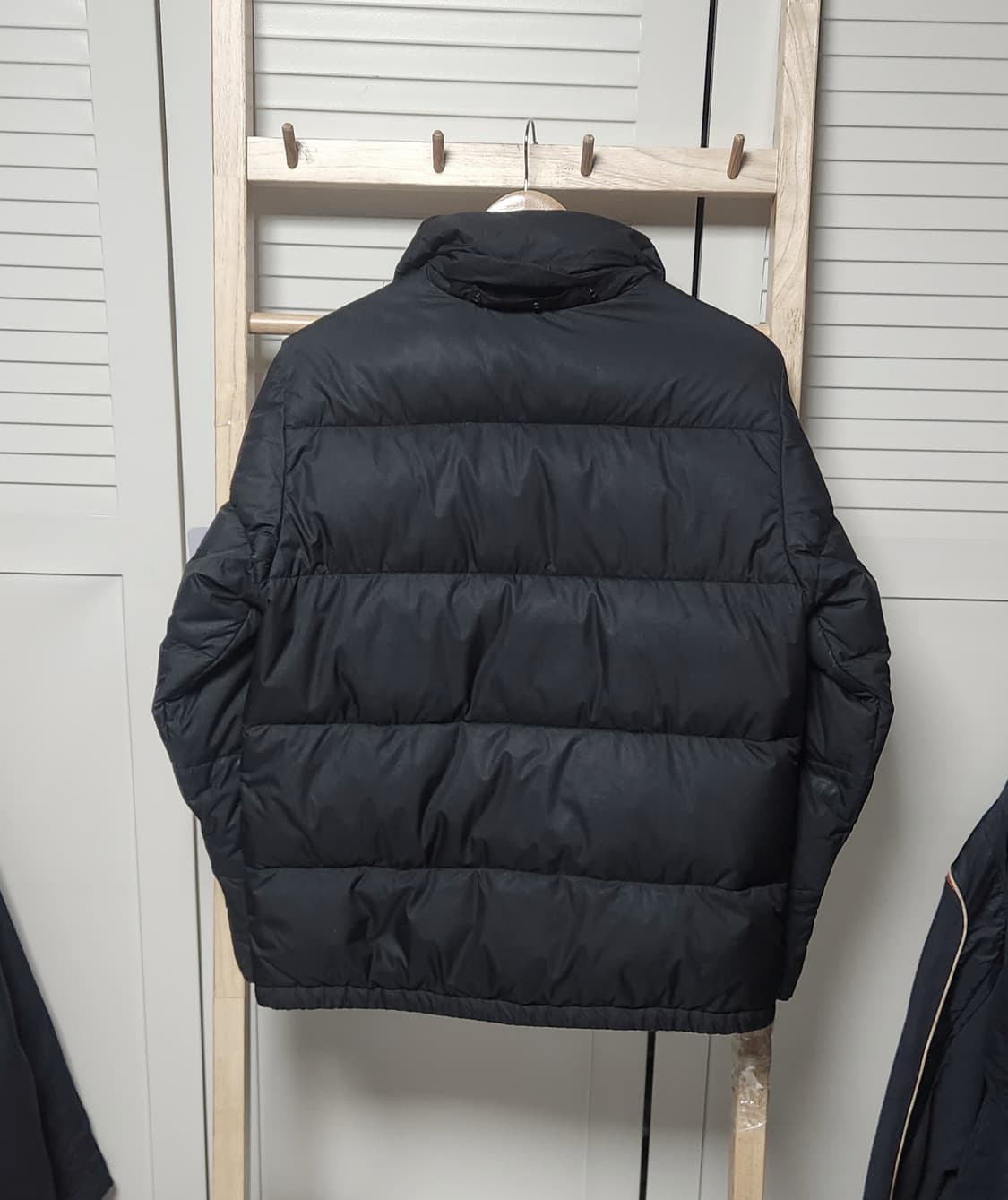 폴로 랄프로렌 여성 블랙 푸퍼 숏 패딩 상품이미지4