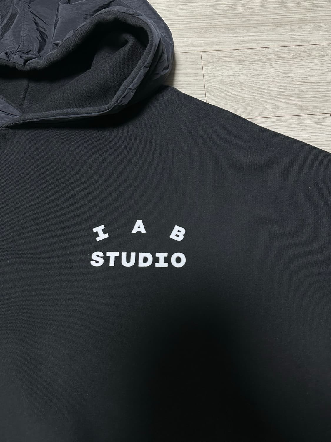 아이앱 스튜디오 우븐 후드티 상품이미지3