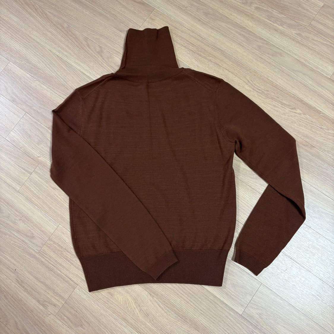 LE917 르셉템버 버건디 터틀넥 니트 36 상품이미지1