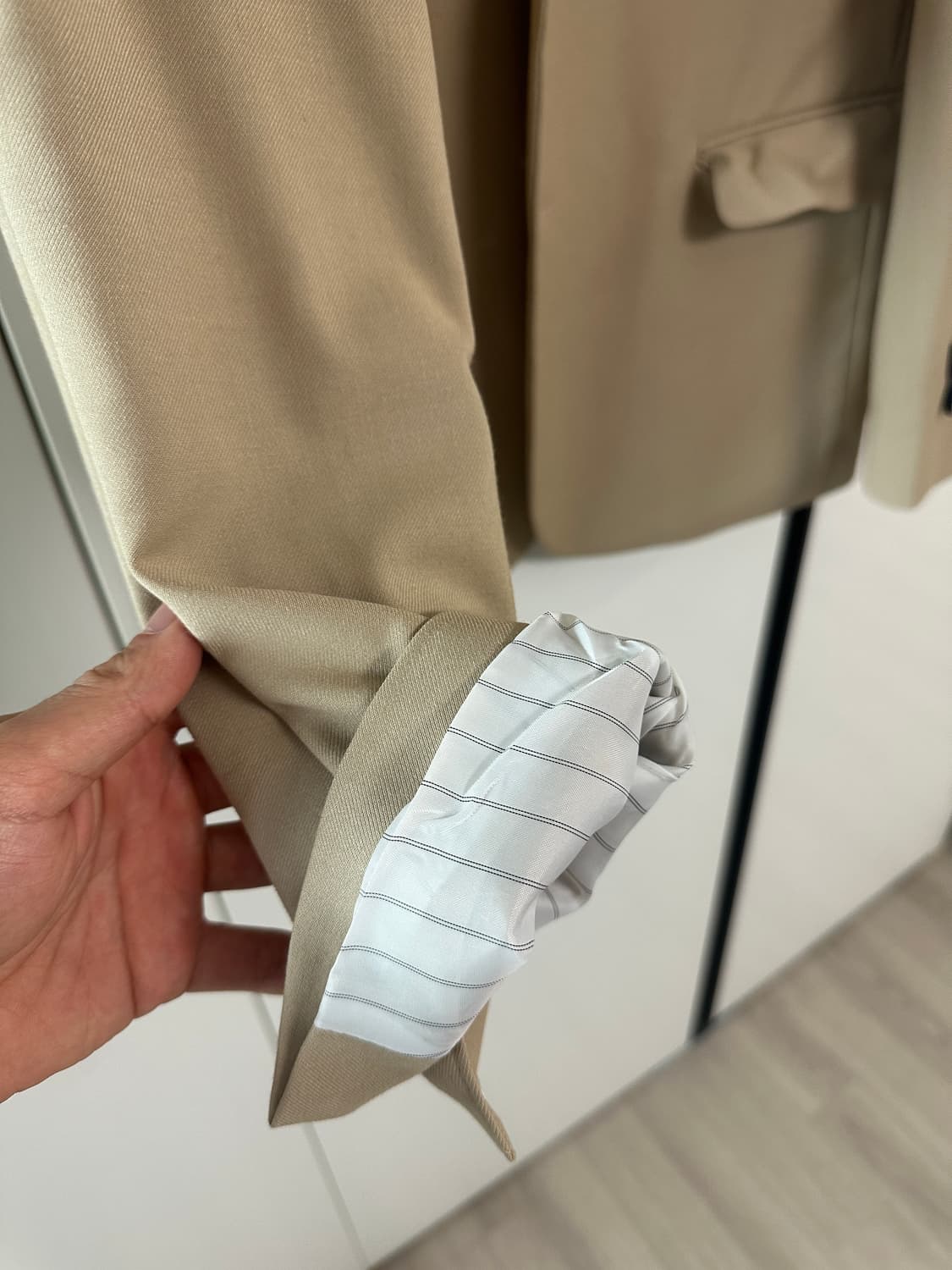 비욘드클로젯 베이지 블레이저 상품이미지3