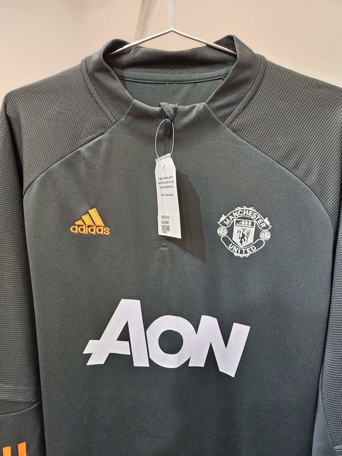 아디다스 맨유 트레이닝 탑 상품이미지3