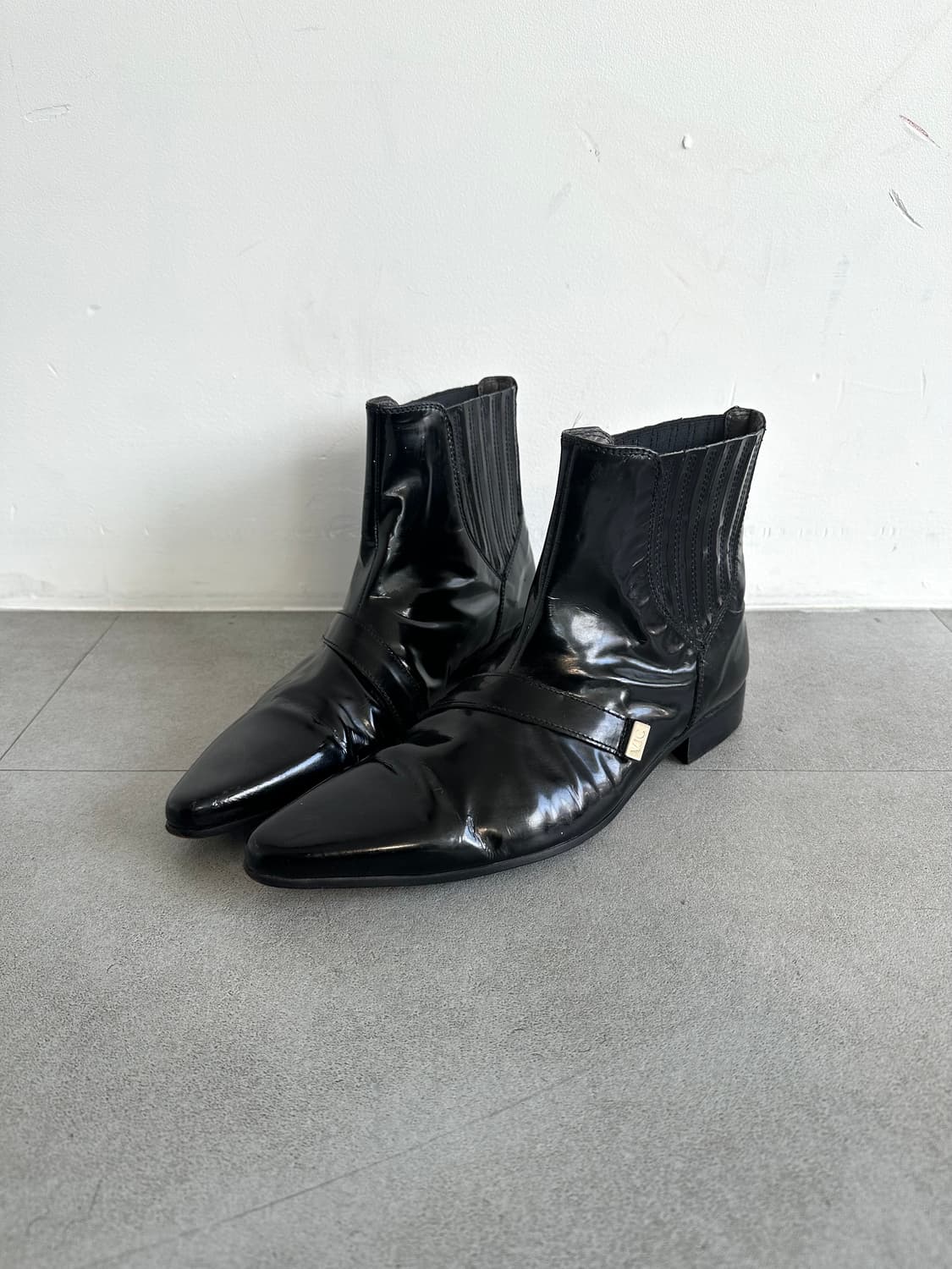 베르사체 페이던트 레더 하네스 부츠 상품이미지3