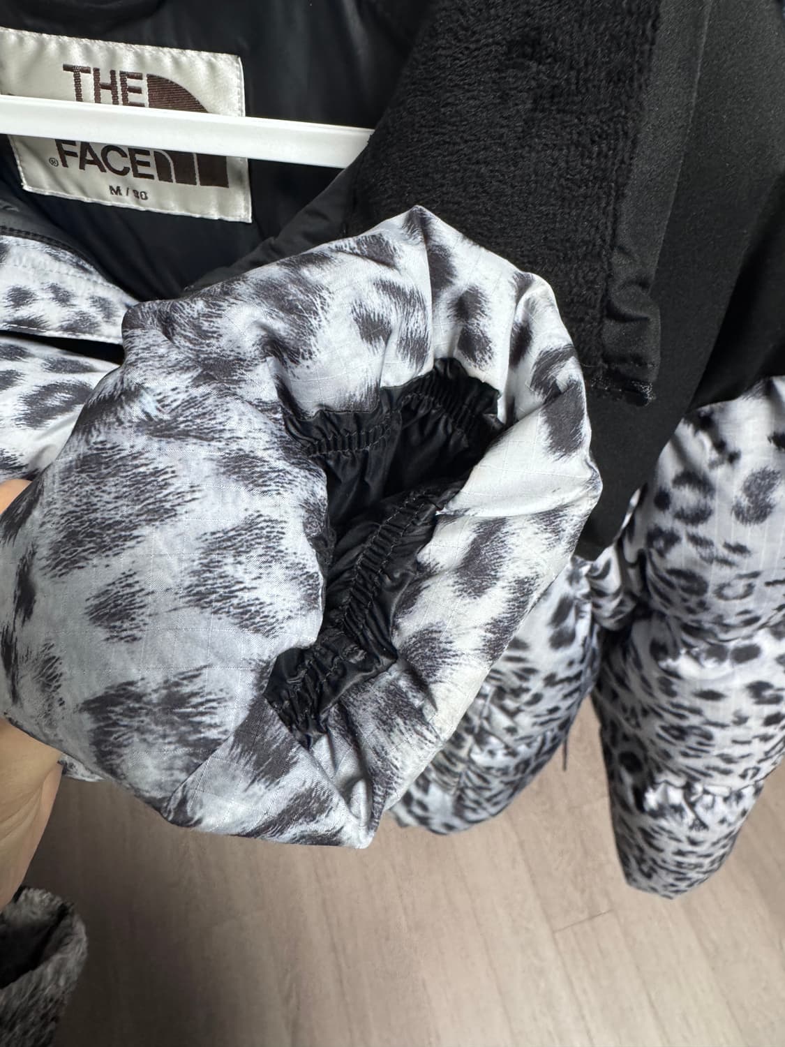 노스페이스 레오파드 눕시 상품이미지3