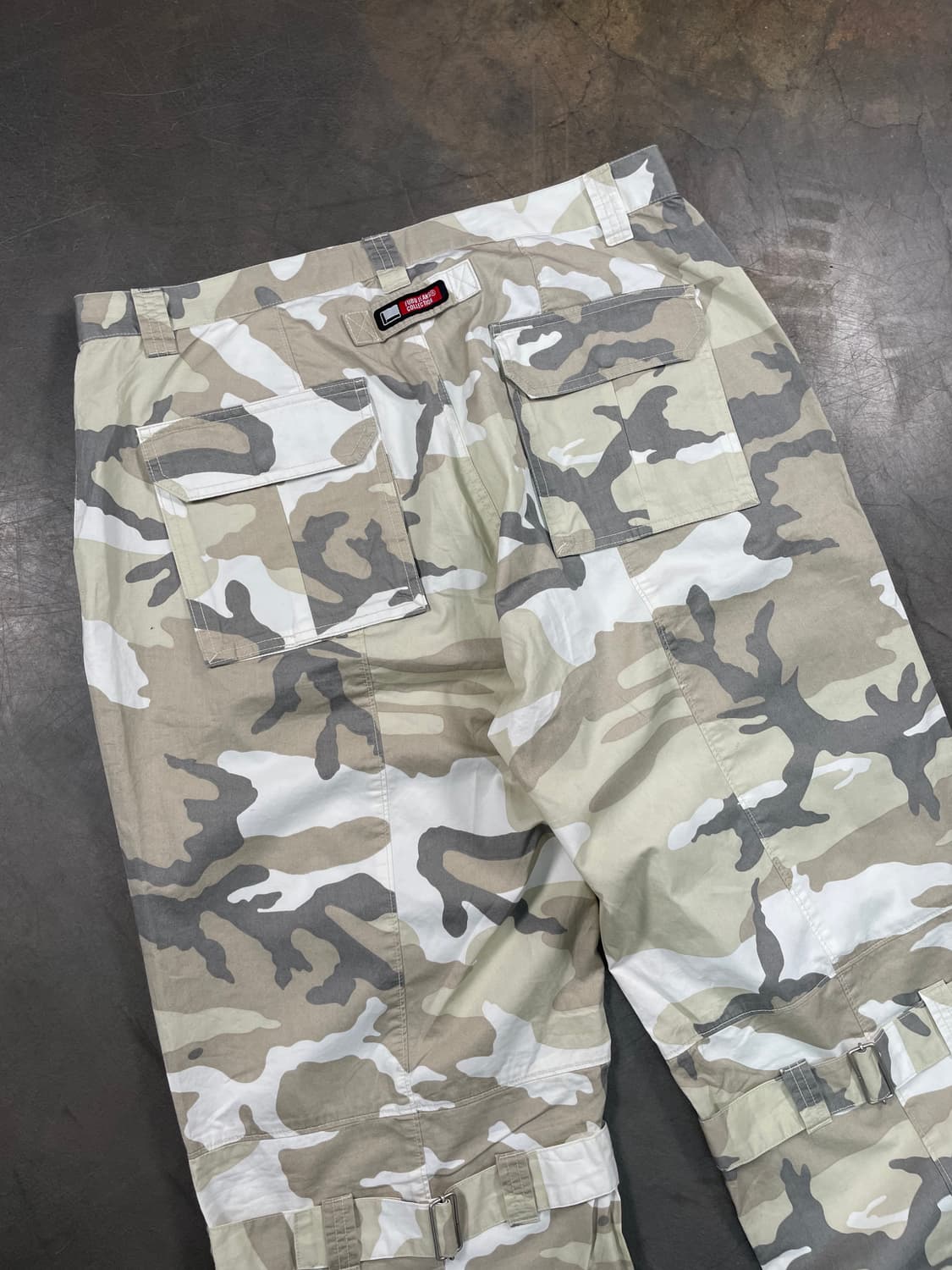 후부 데드스탁 데저트 카모 카고팬츠 상품이미지4