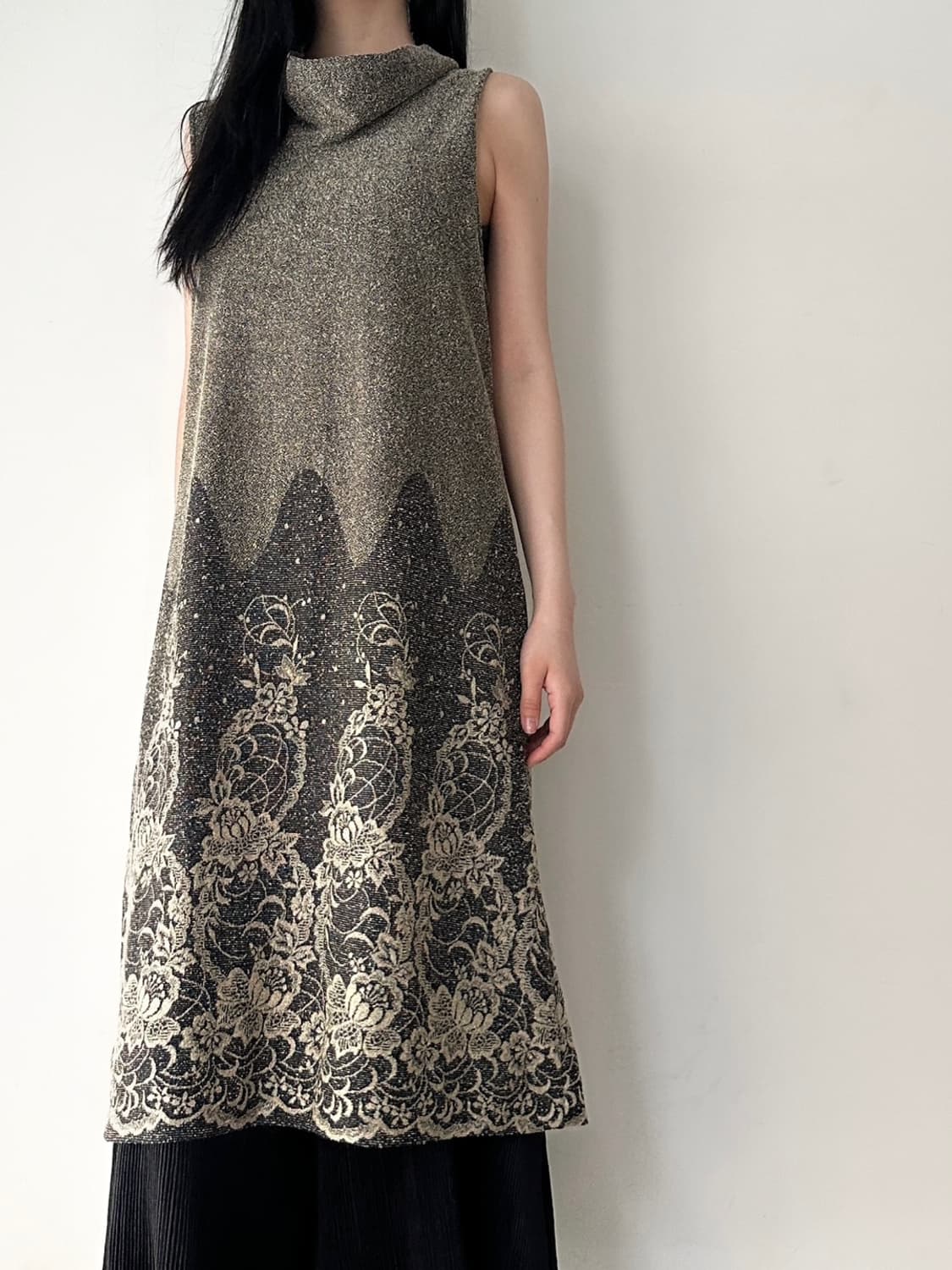 Lotus flower high neck top & ops 상품이미지5
