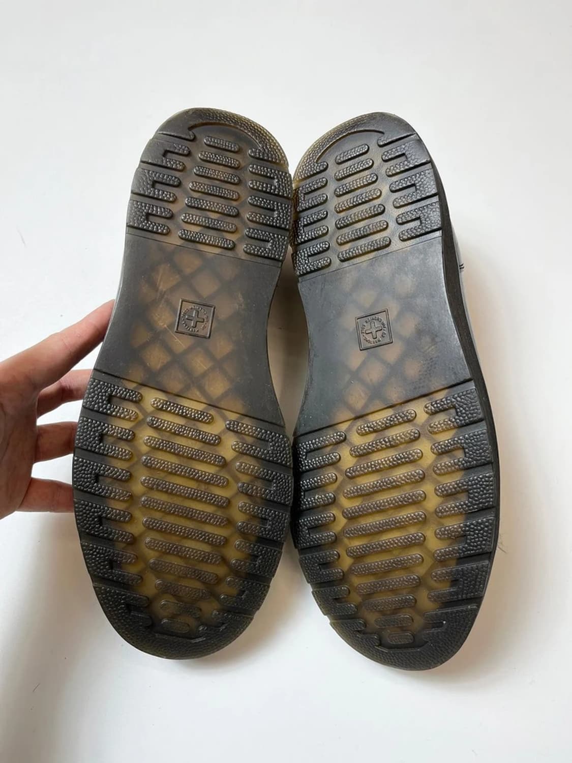 닥터마틴 17AW 단테 6홀 스니커즈 Q1387 상품이미지6