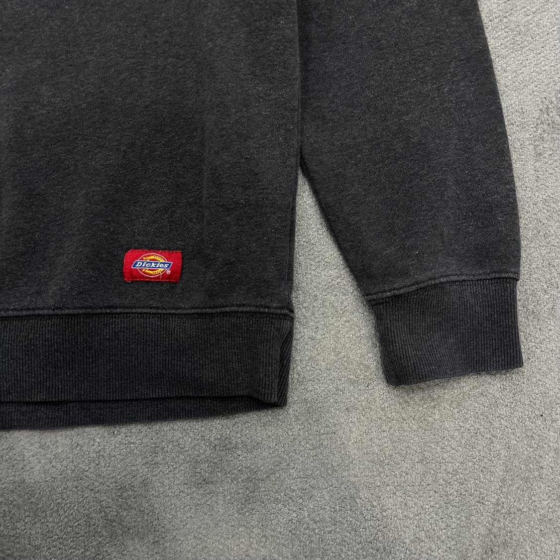 M 디키즈 맨투맨 티셔츠 차콜 상품이미지4