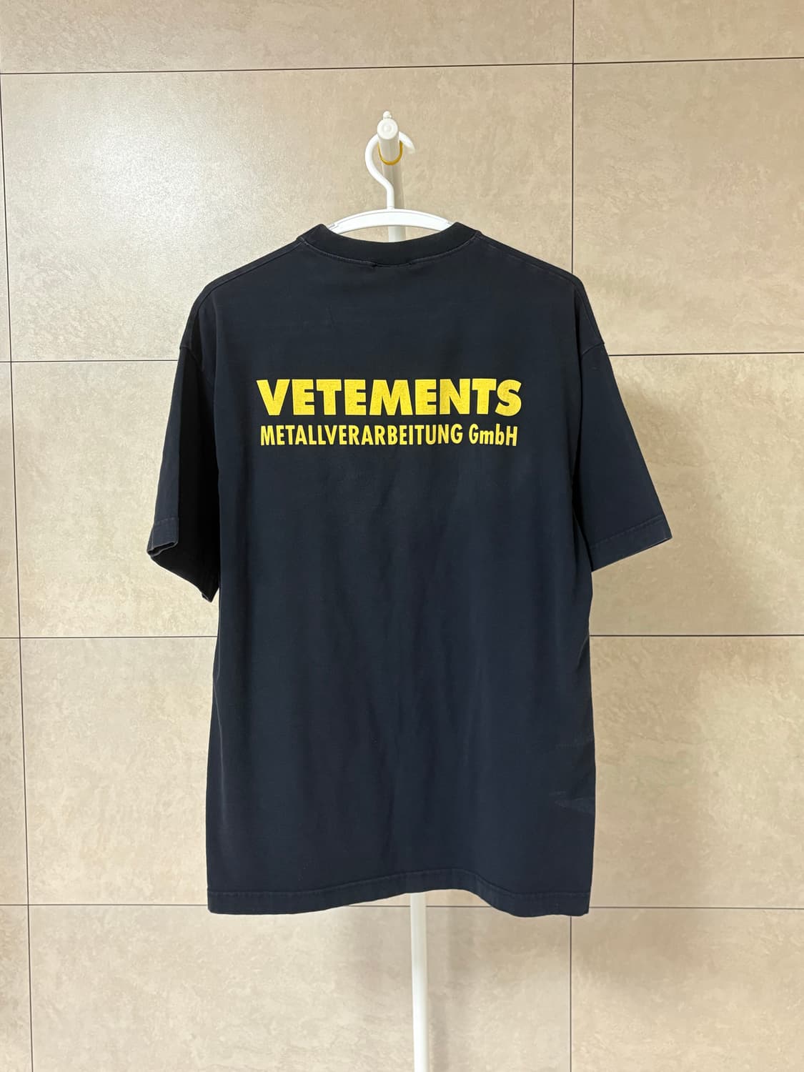 베트멍 메탈로고 반팔 상품이미지1