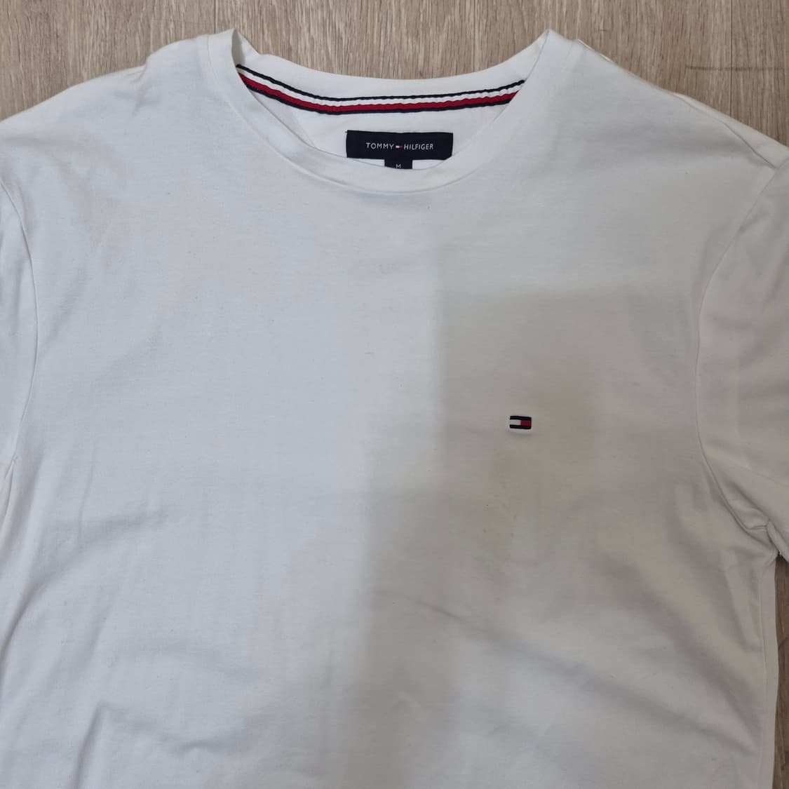 타미힐피거 미니 플래그 슬림핏 스트레치 라운드 반팔티 상품이미지2