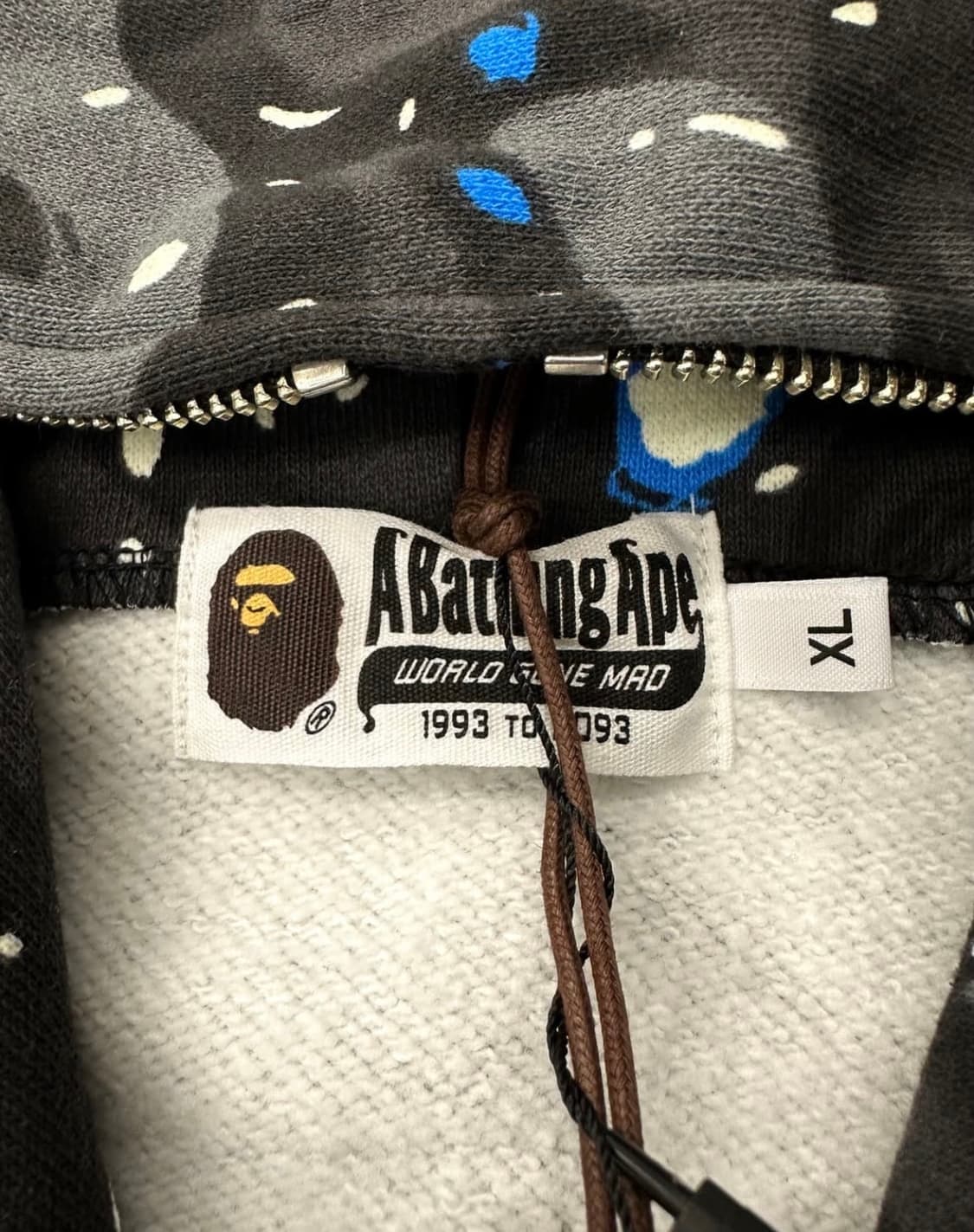 베이프 샤크후드 스페이스 카모 블랙 새상품 네고 가능 상품이미지4