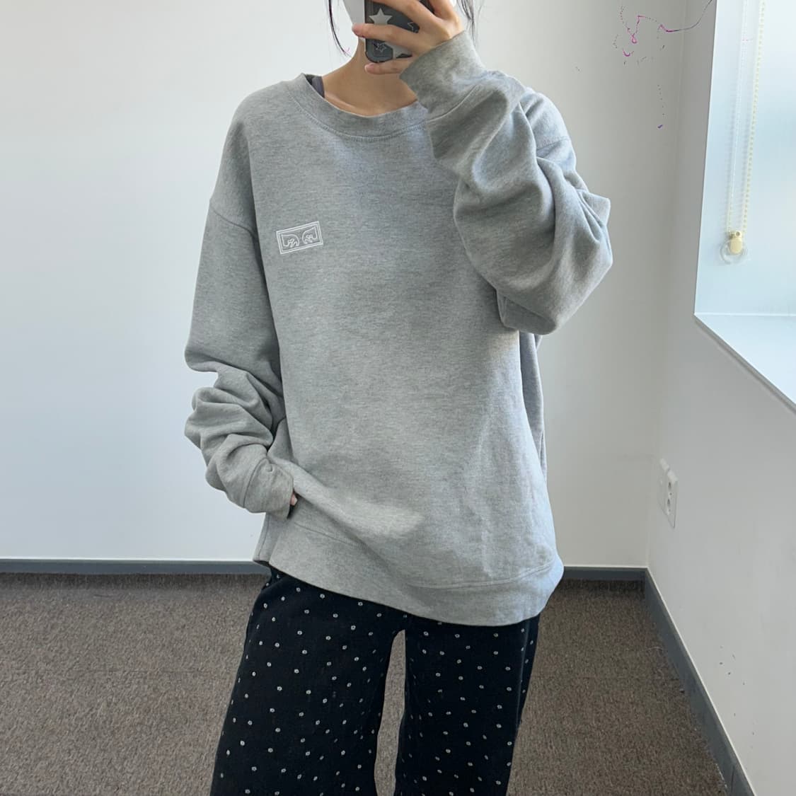 Obey 오베이 백 자수 로고 그레이 맨투맨 상품이미지1