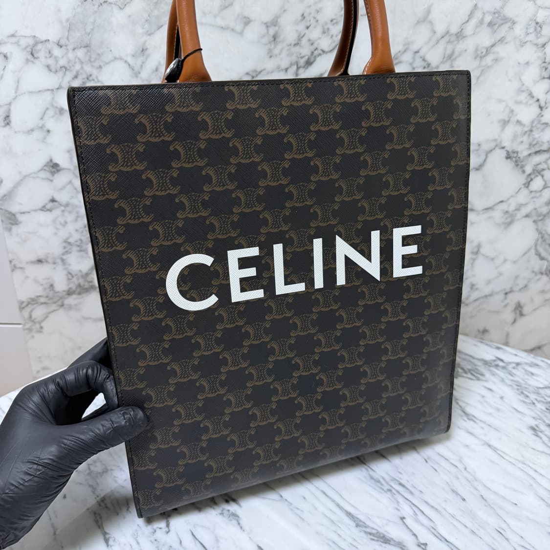 셀린느 트리옹프 캔버스 카바스 스몰 토트백 크로스백 상품이미지3