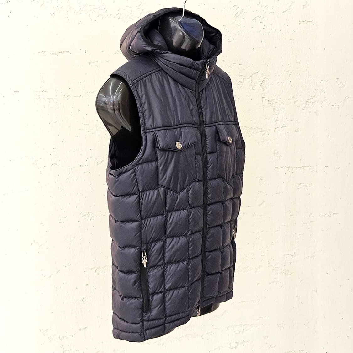 [S] 크롬하츠 투포켓 후드 패딩조끼 블랙 S87BP78C 상품이미지2