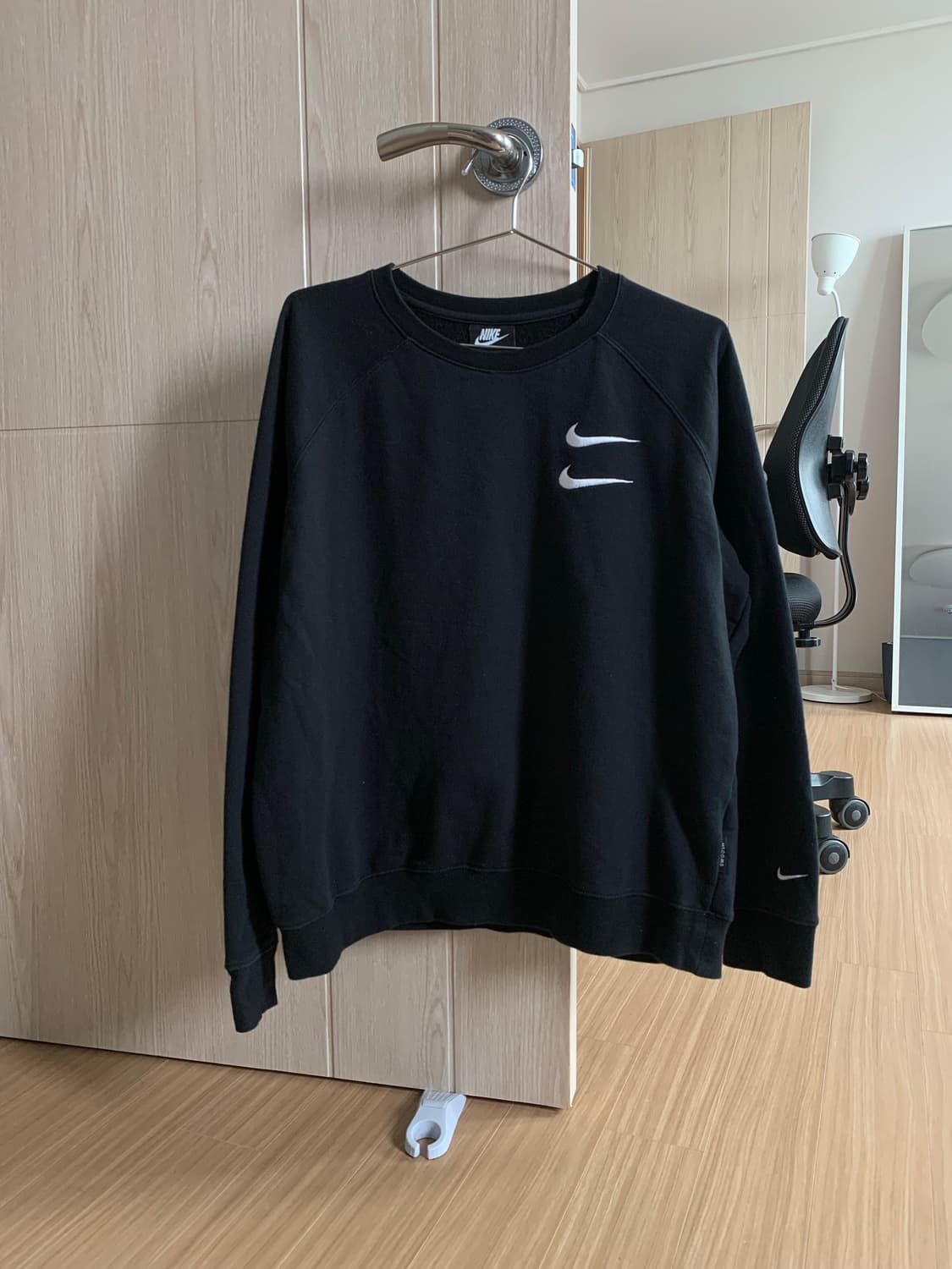 나이키 더블 스우시 맨투맨  상품이미지1