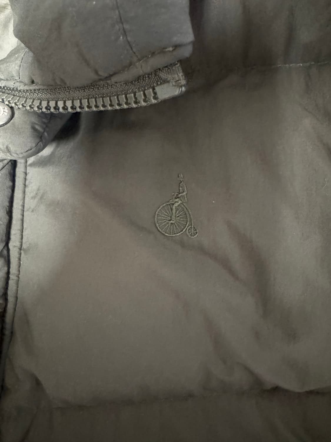 빈폴 구스다운파카 카키 판매합니다 상품이미지3