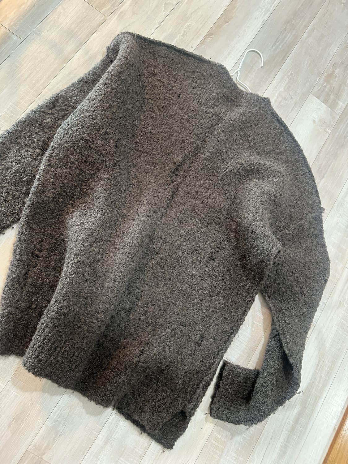 올세인츠 데미지 니트 판매합니다. 상품이미지2