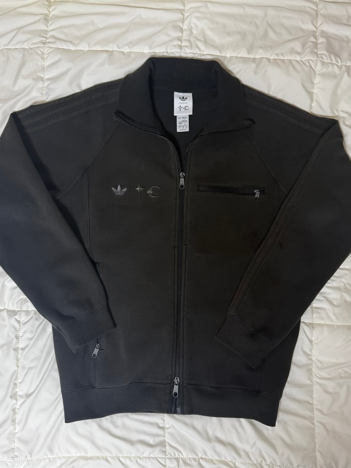 떠그 클럽 x 아디다스 트랙탑 상품이미지1