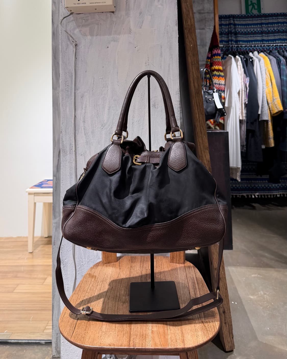 프라다 블랙 포코노 나일론 레더 트리밍 숄더백 상품이미지4