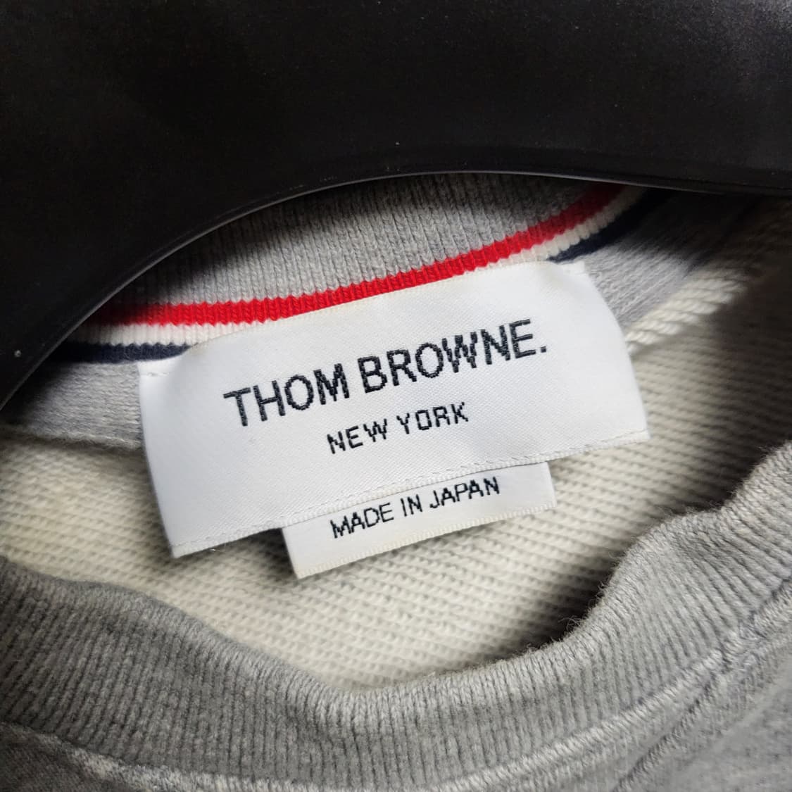 [정품] 2 / 톰브라운 사선완장 맨투맨  상품이미지5