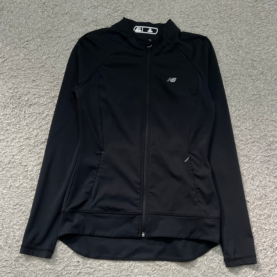 [우먼85] 뉴발란스 레쉬가드집업 상품이미지2