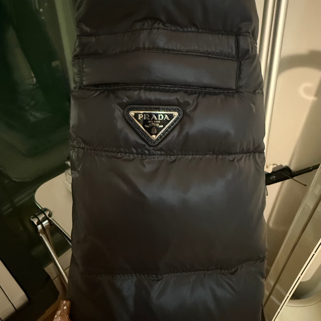 프라다 여성 경량 패딩 상품이미지2